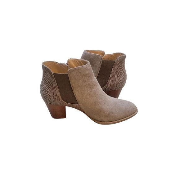 Vionic Anne Suede Leather Ankle Booties. Size 7.5 - Picture 5 of 16